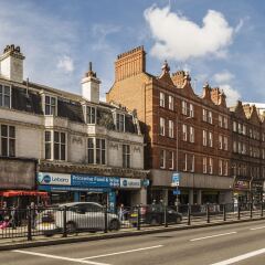Отель Smart Stay Swiss Cottage