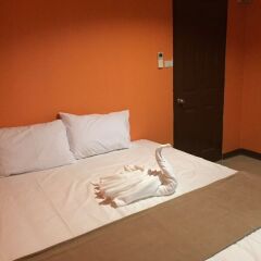 Отель Uno Inn Бангкок комната для гостей фото 4