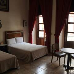 Hotel San Francisco Plaza сейф в номере