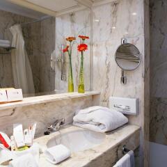 Eurostars Hotel Real ванная