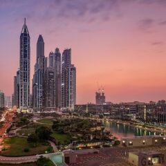 Radisson Blu Hotel, Dubai Media City городской автобус