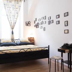 Апартаменты Charming Apartment Prague комната для гостей фото 3