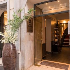 Отель Best Western Paris Gare Saint Lazare вид на фасад фото 2