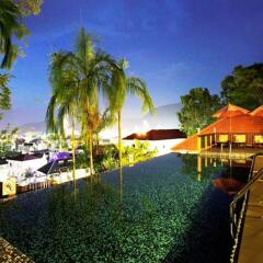 Отель Patong Cottage Resort бассейн фото 3