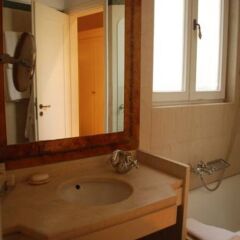 Отель Siorra Vittoria Boutique Hotel Греция, Корфу - 1 отзыв об отеле, цены и фото номеров - забронировать отель Siorra Vittoria Boutique Hotel онлайн ванная