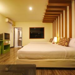 Windmill Resort Hotel Pattaya сейф в номере фото 2
