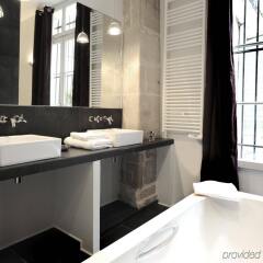 Отель Helzear Montorgueil Apartments Франция, Париж - отзывы, цены и фото номеров - забронировать отель Helzear Montorgueil Apartments онлайн ванная фото 2