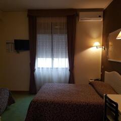 Pisani Hotel Сан-Никола-ла-Страда комната для гостей фото 2