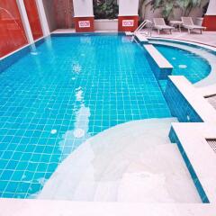 Отель Asoke Residence Sukhumvit Бангкок бассейн фото 3