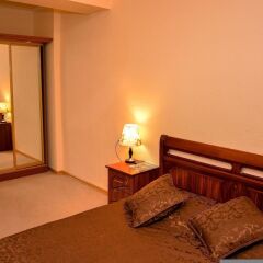 Sanahin Bridge Hotel сейф в номере