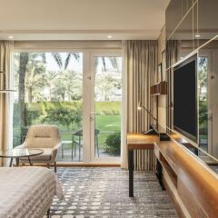Отель Le Meridien Dubai Hotel & Conference Centre ОАЭ, Дубай - отзывы, цены и фото номеров - забронировать отель Le Meridien Dubai Hotel & Conference Centre онлайн балкон