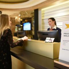 Гостиница Mercure Minsk Old Town Беларусь, Минск - отзывы, цены и фото номеров - забронировать гостиницу Mercure Minsk Old Town онлайн интерьер отеля