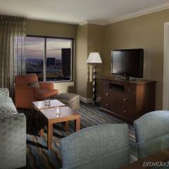 Отель Hilton Grand Vacations on the Las Vegas Strip США, Лас-Вегас - 8 отзывов об отеле, цены и фото номеров - забронировать отель Hilton Grand Vacations on the Las Vegas Strip онлайн комната для гостей фото 4