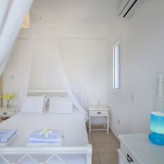 Отель Mimosa Seafront Villa Кипр, Протарас - отзывы, цены и фото номеров - забронировать отель Mimosa Seafront Villa онлайн комната для гостей фото 5