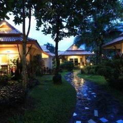 Отель Koh Chang Paradise Ко Чанг