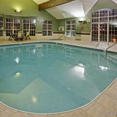 Отель Country Inn & Suites By Carlson Columbus West Колумбус бассейн