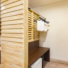Отель D&D Inn Таиланд, Бангкок - 4 отзыва об отеле, цены и фото номеров - забронировать отель D&D Inn онлайн сейф в номере