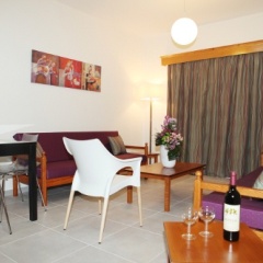 Damon Hotel Apartments комната для гостей фото 2