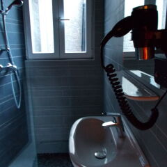 Urban City Centre Hostel Брюссель ванная