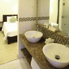 Vaia Boutique Hotel Hoi An ванная