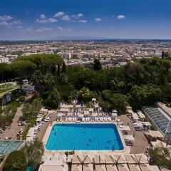 Отель Cavalieri,Waldorf Astoria Рим бассейн фото 2