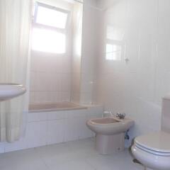 Отель Apartamentos Mary Испания, Фуэнхирола - отзывы, цены и фото номеров - забронировать отель Apartamentos Mary онлайн ванная