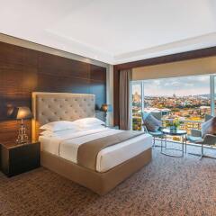 Отель The Biltmore Tbilisi Грузия, Тбилиси - 3 отзыва об отеле, цены и фото номеров - забронировать отель The Biltmore Tbilisi онлайн комната для гостей