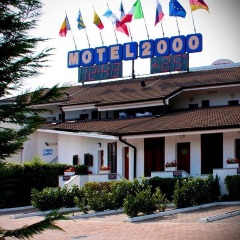 Отель Motel 2000 Треццано-суль-Навиглио фото 3
