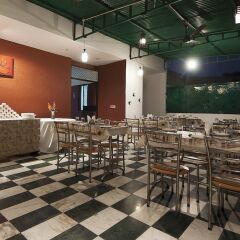 Hotel Apra International гостиничный бар