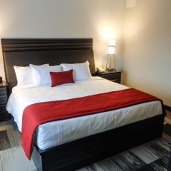 Отель Best Western Plus Airport Inn & Suites Канада, Саскатун - отзывы, цены и фото номеров - забронировать отель Best Western Plus Airport Inn & Suites онлайн комната для гостей фото 5
