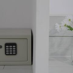 Отель Hostal Star Madrid Мадрид сейф в номере