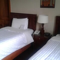 Отель Best Western Majestic Мехико сейф в номере