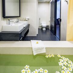 Отель Champa Island Nha Trang Resort Hotel & Spa Вьетнам, Нячанг - 1 отзыв об отеле, цены и фото номеров - забронировать отель Champa Island Nha Trang Resort Hotel & Spa онлайн ванная