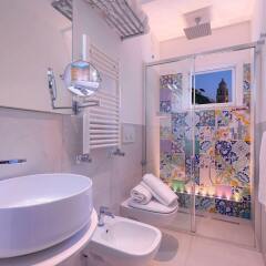 Amalfi Hotel ванная