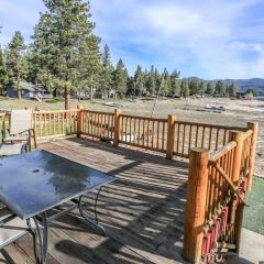 3 Cubs Lakefront Cabin in Big Bear Lake, United States of America from 771$, photos, reviews - zenhotels.com photo 10