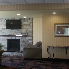 Отель Cobblestone Inn & Suites - Bloomfield интерьер отеля фото 2