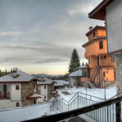 Отель Villas & SPA at Pamporovo Village балкон