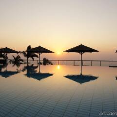 Sankara Hotel & Spa Yakushima Якусима бассейн
