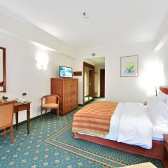 Lux Garden Hotel in Azuga, Romania from 128$, photos, reviews - zenhotels.com room amenities photo 2