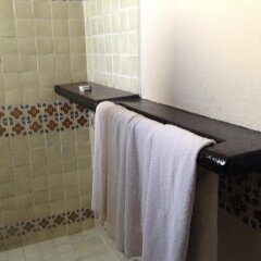 Отель Solimar Inn Suites ванная