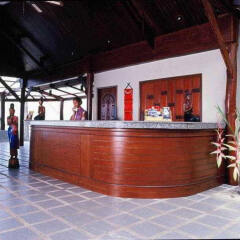 Отель Lipa Lodge Beach Resort интерьер отеля