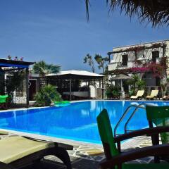 Отель Holiday Beach Resort бассейн фото 3