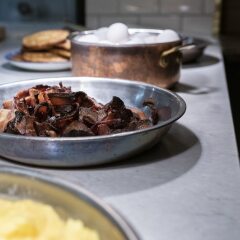 The Vault Hotel с домашними животными