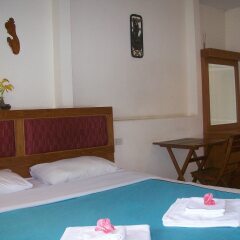 Отель Chaiyapoon Inn Таиланд, Паттайя - отзывы, цены и фото номеров - забронировать отель Chaiyapoon Inn онлайн комната для гостей