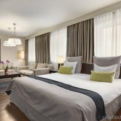 Отель NH Amsterdam Centre комната для гостей фото 5
