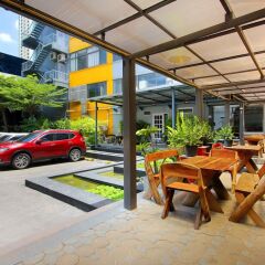 Отель D Varee Xpress Makkasan парковка