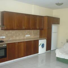 Отель Larnaca Budget Residences в номере фото 2
