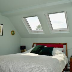 Отель Spacious 3 Bedroom House in Didsbury Manchester Великобритания, Манчестер - отзывы, цены и фото номеров - забронировать отель Spacious 3 Bedroom House in Didsbury Manchester онлайн комната для гостей