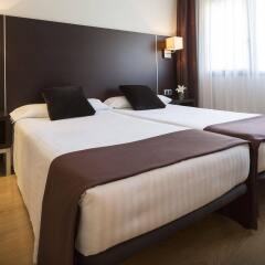 Hotel Plazaola удобства в номере фото 2