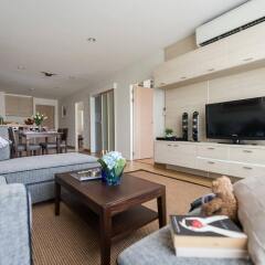 Отель Thonglor 21 Residence By Bliston Бангкок комната для гостей фото 3